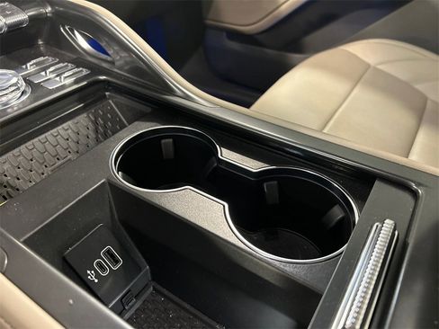 Used 2024 Lincoln Nautilus Premier w/ Equipment Group 102A image 20