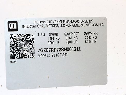 New 2025 GMC Savana 3500 w/ Power Convenience Package image 23