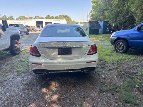 Used 2019 Mercedes-Benz E 300 image 8