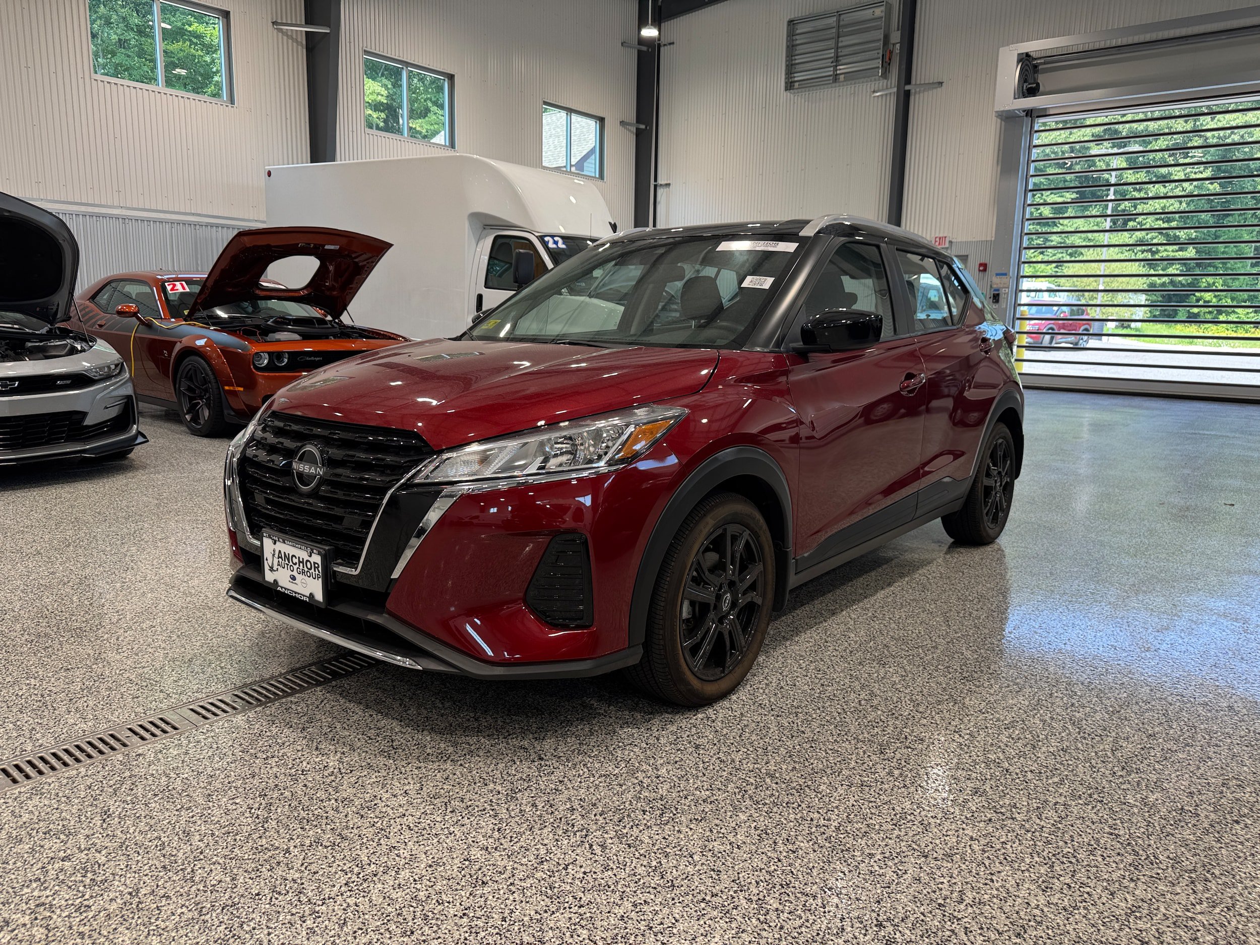 Used 2023 Nissan Kicks SV FWD image 1