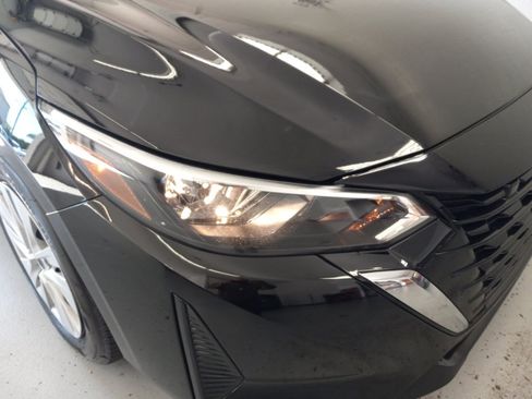 Used 2025 Nissan Sentra S FWD image 5