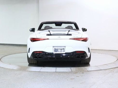 Used 2022 Mercedes-Benz SL 55 AMG 4MATIC w/ Driver Assistance Package image 13