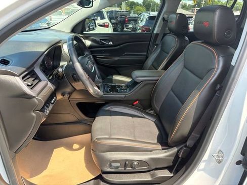 Used 2023 GMC Acadia AT4 w/ Technology Package AWD/4WD image 12