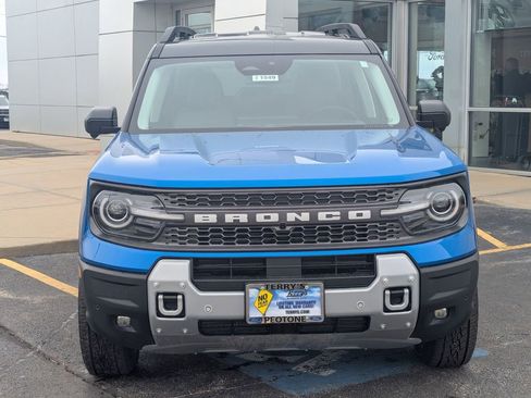 New 2025 Ford Bronco Sport Badlands image 2