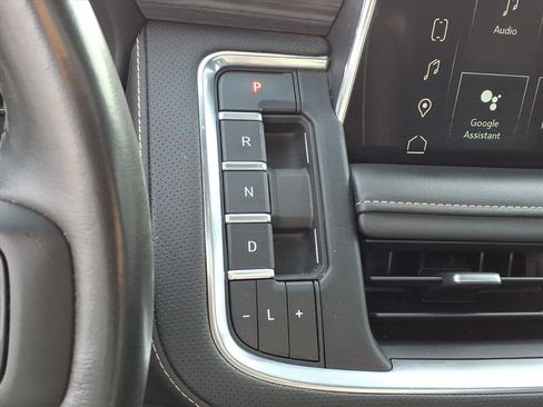 Used 2022 GMC Yukon SLT image 15