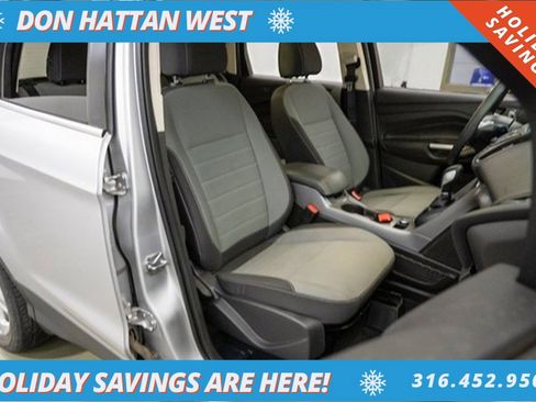 Used 2016 Ford Escape SE image 29