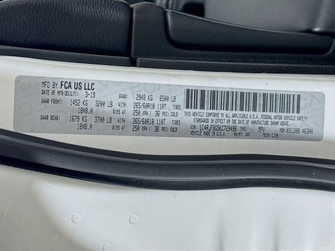 Used 2019 Jeep Grand Cherokee Limited AWD/4WD image 31