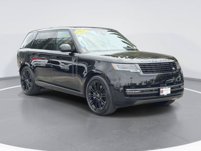 Used 2025 Land Rover Range Rover Long Wheelbase SE