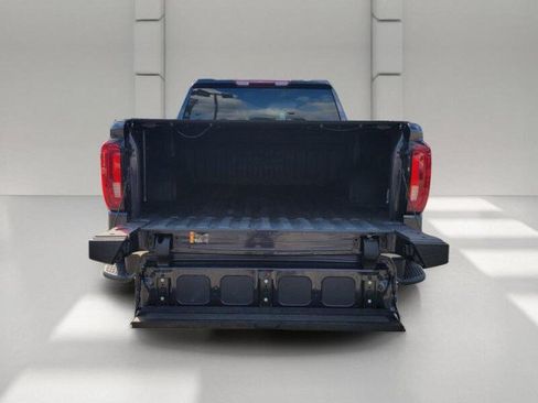 Used 2022 GMC Sierra 1500 SLT w/ SLT Premium Package AWD/4WD image 7