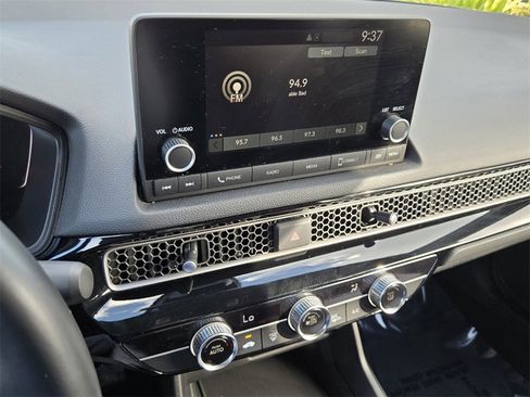 Used 2025 Honda Civic Sport image 20