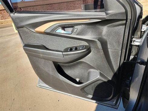 Used 2023 Chevrolet TrailBlazer ACTIV image 13