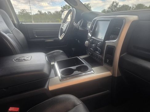Used 2015 RAM 1500 Laramie w/ Convenience Group AWD/4WD image 28