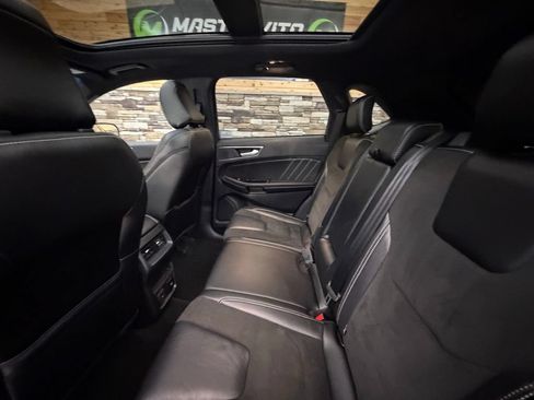 Used 2020 Ford Edge ST w/ Cold Weather Package AWD/4WD image 28