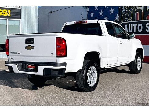 Used 2019 Chevrolet Colorado LT image 2