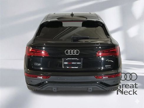 Used 2023 Audi Q5 2.0T Prestige w/ Prestige Package image 21