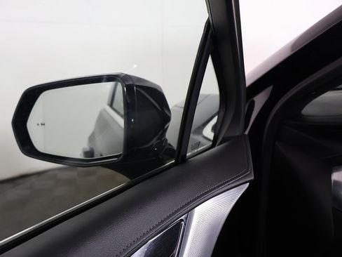 Used 2022 Cadillac XT5 Premium Luxury w/ LPO, Floor Liner Package image 36