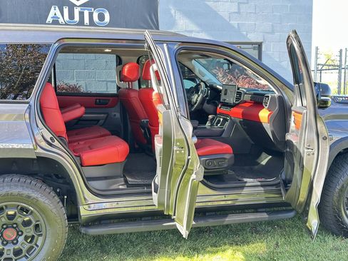 Used 2023 Toyota Sequoia TRD Pro AWD/4WD image 29