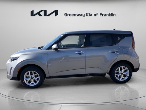New 2025 Kia Soul LX image 4