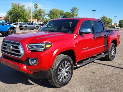 Used 2020 Toyota Tacoma Limited RWD image 4