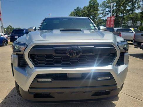 Certified 2026 Toyota Tacoma TRD Sport RWD image 4