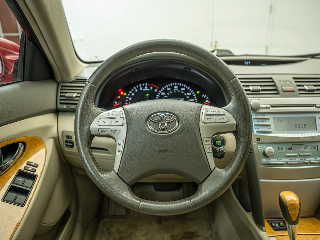 Used 2007 Toyota Camry XLE FWD image 22