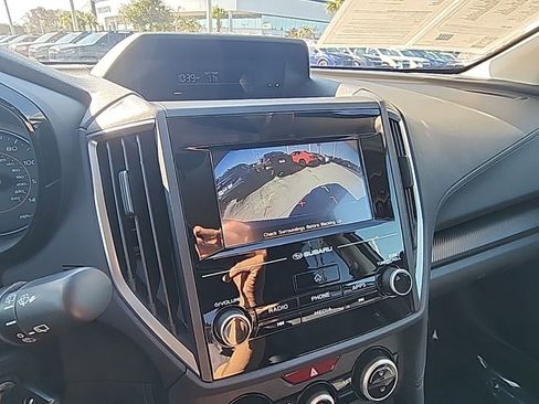 Certified 2020 Subaru Crosstrek 2.0i image 16