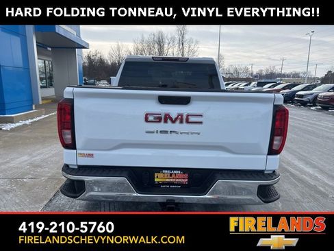 Certified 2022 GMC Sierra 1500 Pro w/ Pro Value Package image 3