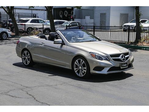 Used 2016 Mercedes-Benz E 400 Cabriolet image 11