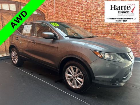Used 2019 Nissan Rogue Sport S w/ Appearance Package image 6