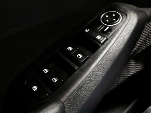 Used 2023 Kia Seltos LX image 25