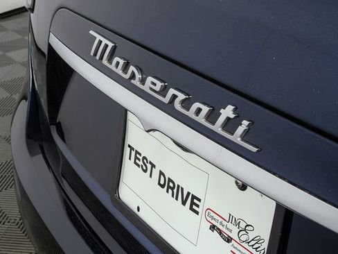Used 2023 Maserati Ghibli Modena RWD image 38