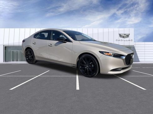 Used 2025 MAZDA MAZDA3 s FWD image 2