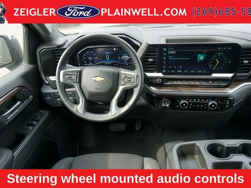 Used 2023 Chevrolet Silverado 1500 LT AWD/4WD image 12