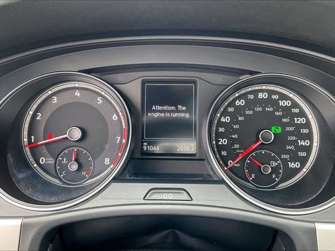 Used 2021 Volkswagen Atlas Cross Sport SE image 23