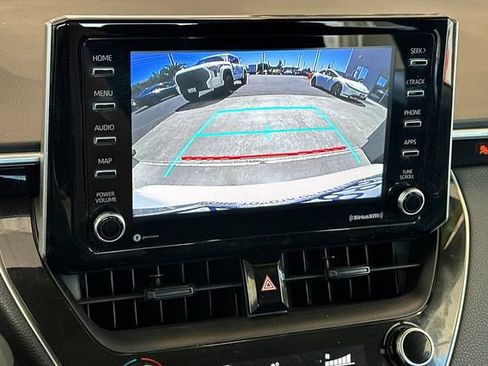 Used 2021 Toyota Corolla LE FWD image 21