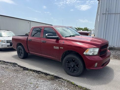 Used 2013 RAM 1500 Express RWD image 1