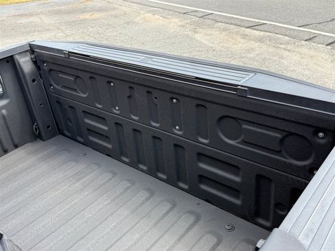 Used 2018 Ford F150 Raptor w/ Equipment Group 802A Luxury AWD/4WD image 31