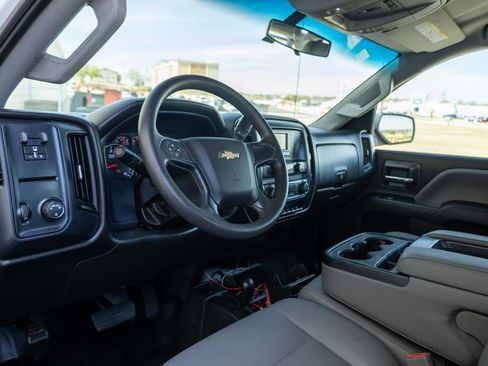 Used 2017 Chevrolet Silverado 2500 W/T w/ WT Fleet Convenience Package image 9