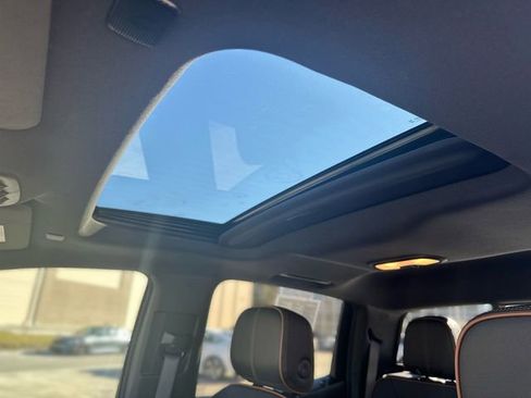 Used 2023 GMC Canyon AT4 w/ AT4 Premium Package image 23