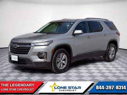 Used 2023 Chevrolet Traverse LT