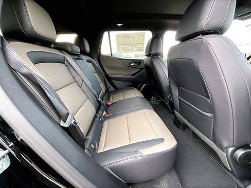 New 2026 Chevrolet Equinox LT FWD image 26