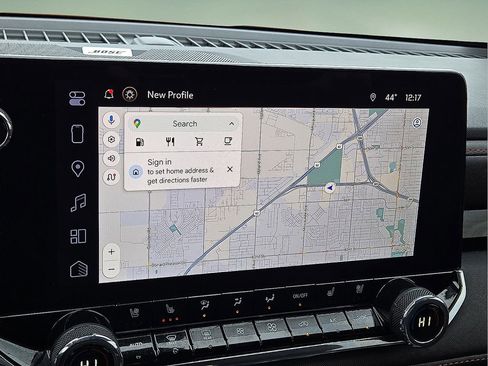 Used 2025 Chevrolet Colorado Z71 w/ Technology Package image 25