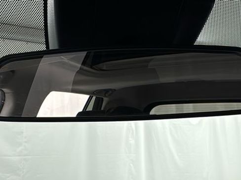 Used 2019 Toyota RAV4 XLE Premium image 32