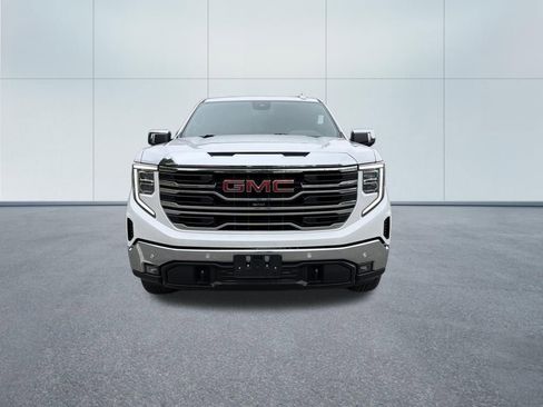 Used 2024 GMC Sierra 1500 SLT w/ SLT Premium Plus Package AWD/4WD image 2