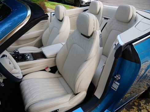 New 2026 Bentley Continental GTC AWD/4WD image 11