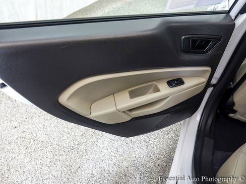 Used 2019 Ford Fiesta SE image 20