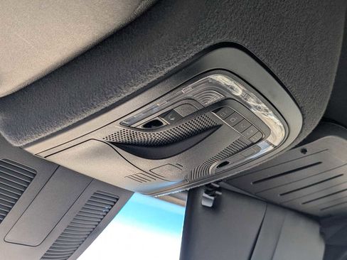 Used 2022 Mercedes-Benz Sprinter 3500 image 33