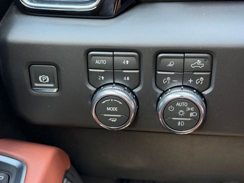 New 2026 GMC Sierra 1500 Denali Ultimate AWD/4WD image 28