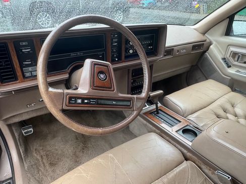 Used 1989 Cadillac Eldorado Coupe FWD image 14