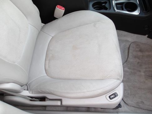 Used 2006 Chevrolet Malibu LTZ image 17